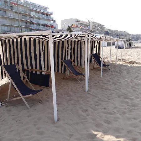 فندق Cit'hotel Normandy La Baule 2*